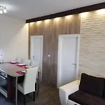 Branko 아파트